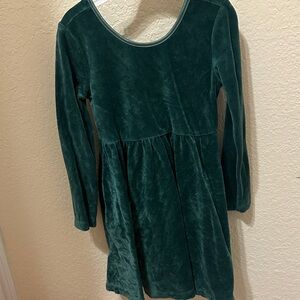 3/30$ Girls' Emerald Green Velvet Long-Sleeve Dress